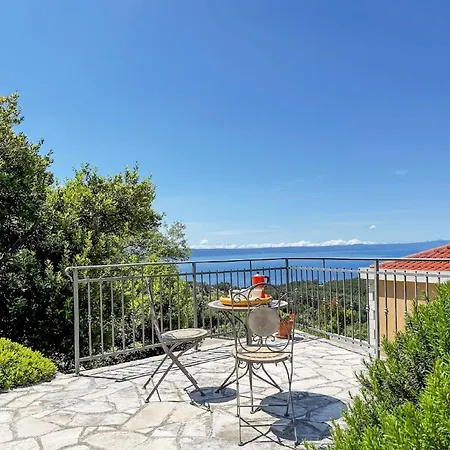 Holiday home Gemuetliches Ferienhaus Mit Beheiztem Pool In Ruhiger Lage Oberhalb Makarska